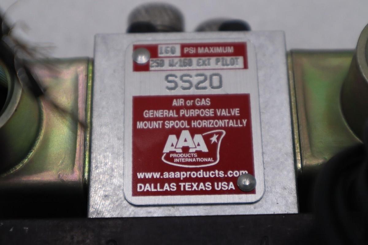 NEW AAA PRODUCTS SS20 SOLENOID VALVE 1/4" NPT 2 WAY NC 120V 50/60Hz #HS-13