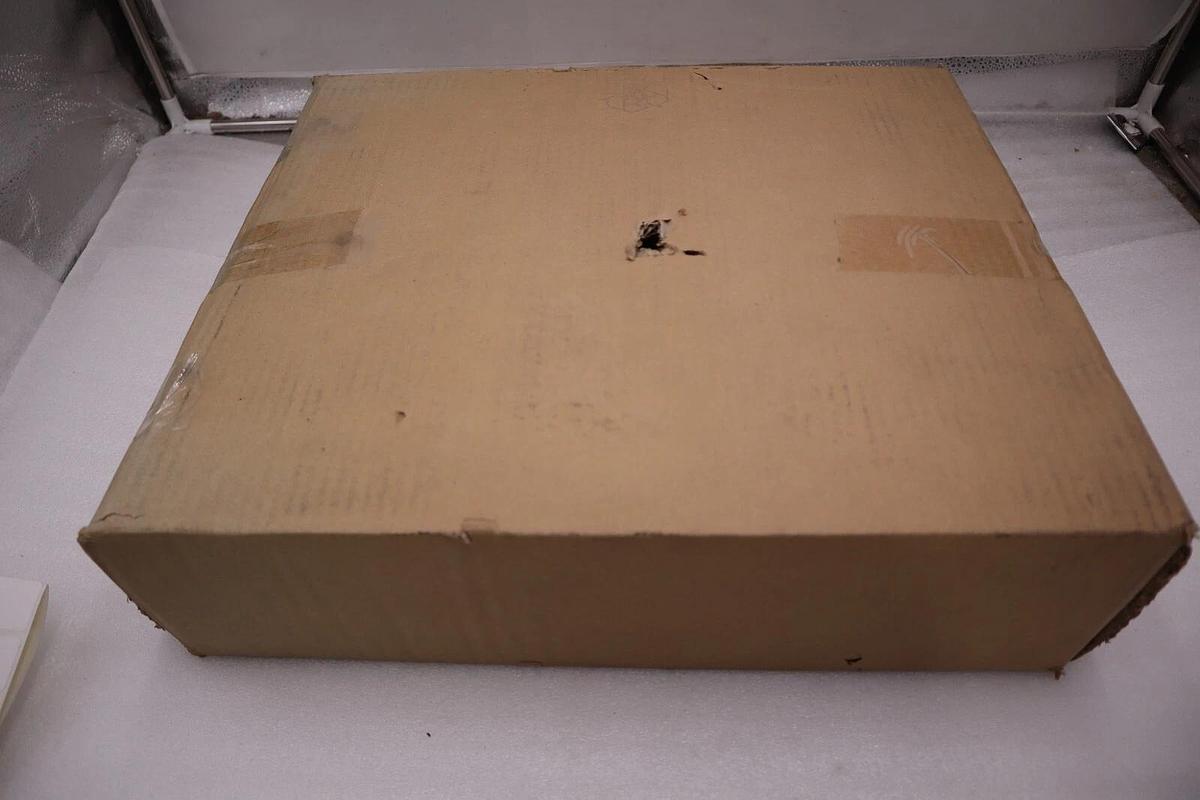 Used NEW IN BOX Jetter JM-204-480-EMU-S1 10001869 Servo Drive STOCK H111