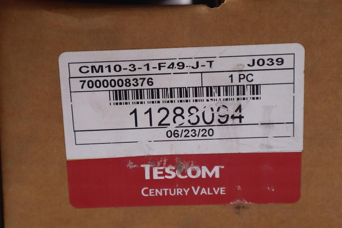 CENTURY VALVE CM10-3-1-F49-J-T three valve manifold STOCK 029-A