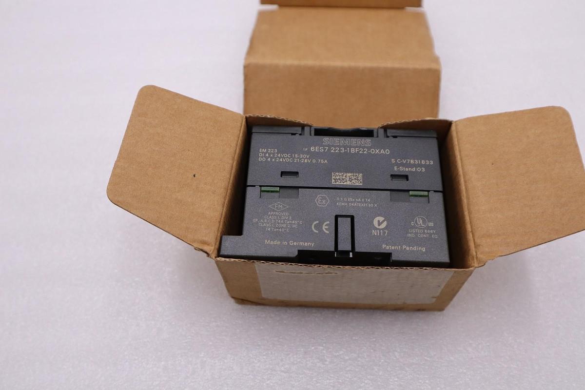 NEW SIEMENS 6ES7 223-1BF22-0XA0 I/O MODULE SIMATIC S7-200 STOCK H845A