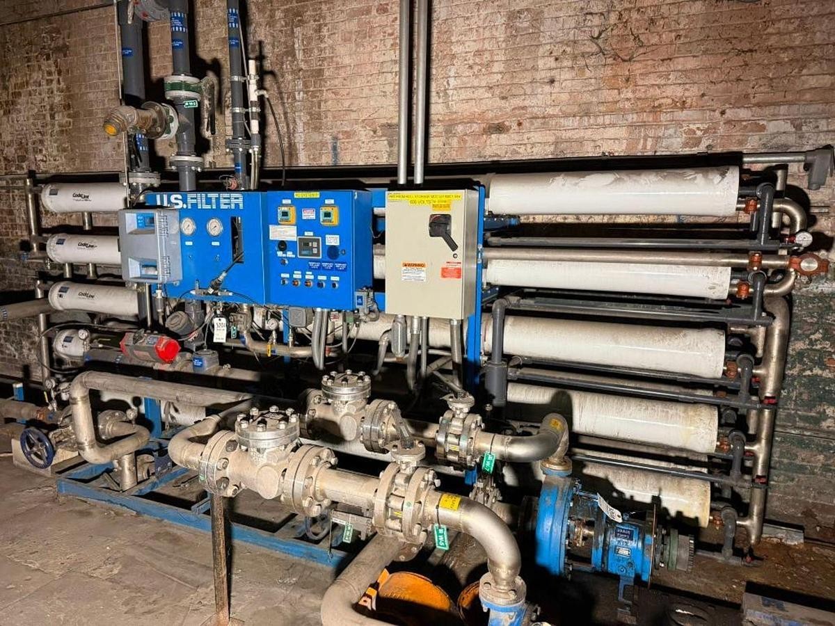 Used COMPLETE REVERSE OSMOSIS WATER FILTER SYSTEM (USED IN PAPER MILL PROCESS)