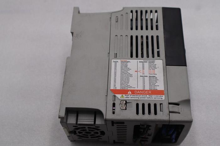 Used ALLEN BRADLEY 22A-B2P3N104 POWERFLEX 4 0.4kW/0.5HP SER A STOCK #1930