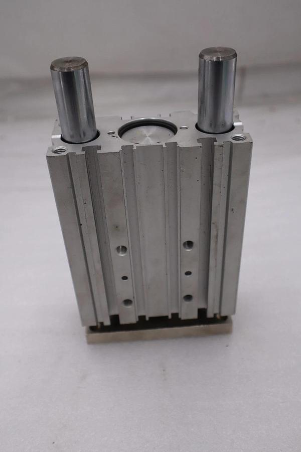 SMC MGPM32N-100 Pneumatic Guided Cylinder - SURPLUS NEVER USED - STOCK H1364