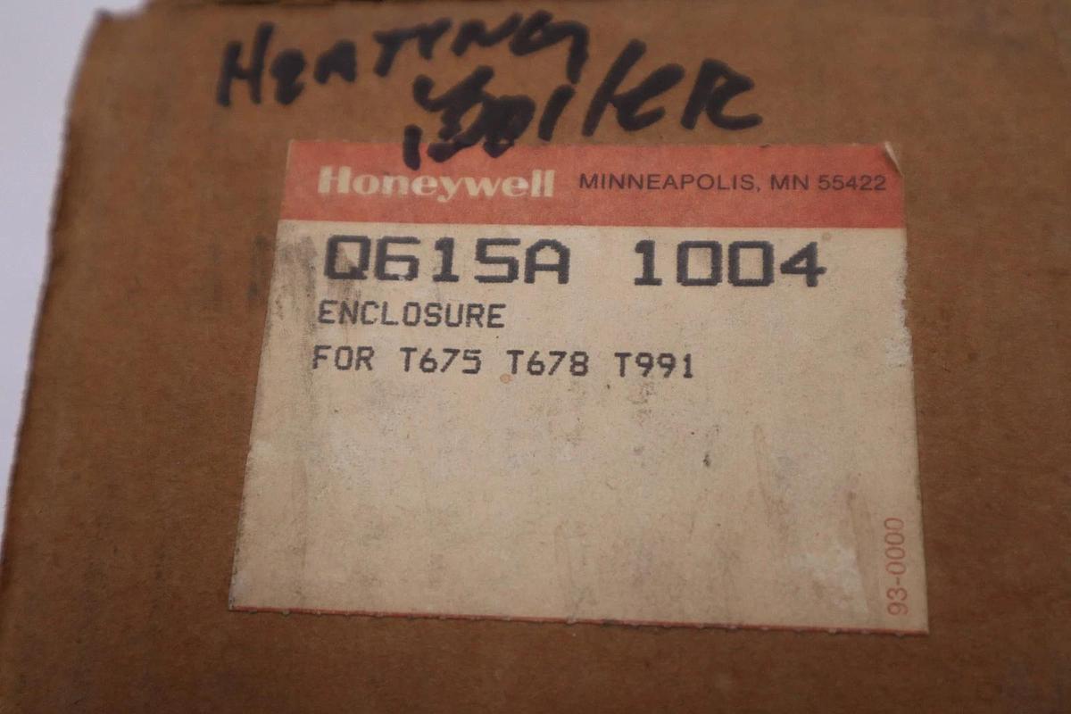 NEW OPEN BOX Honeywell Q615A 1004 Enclosure STOCK GF78A