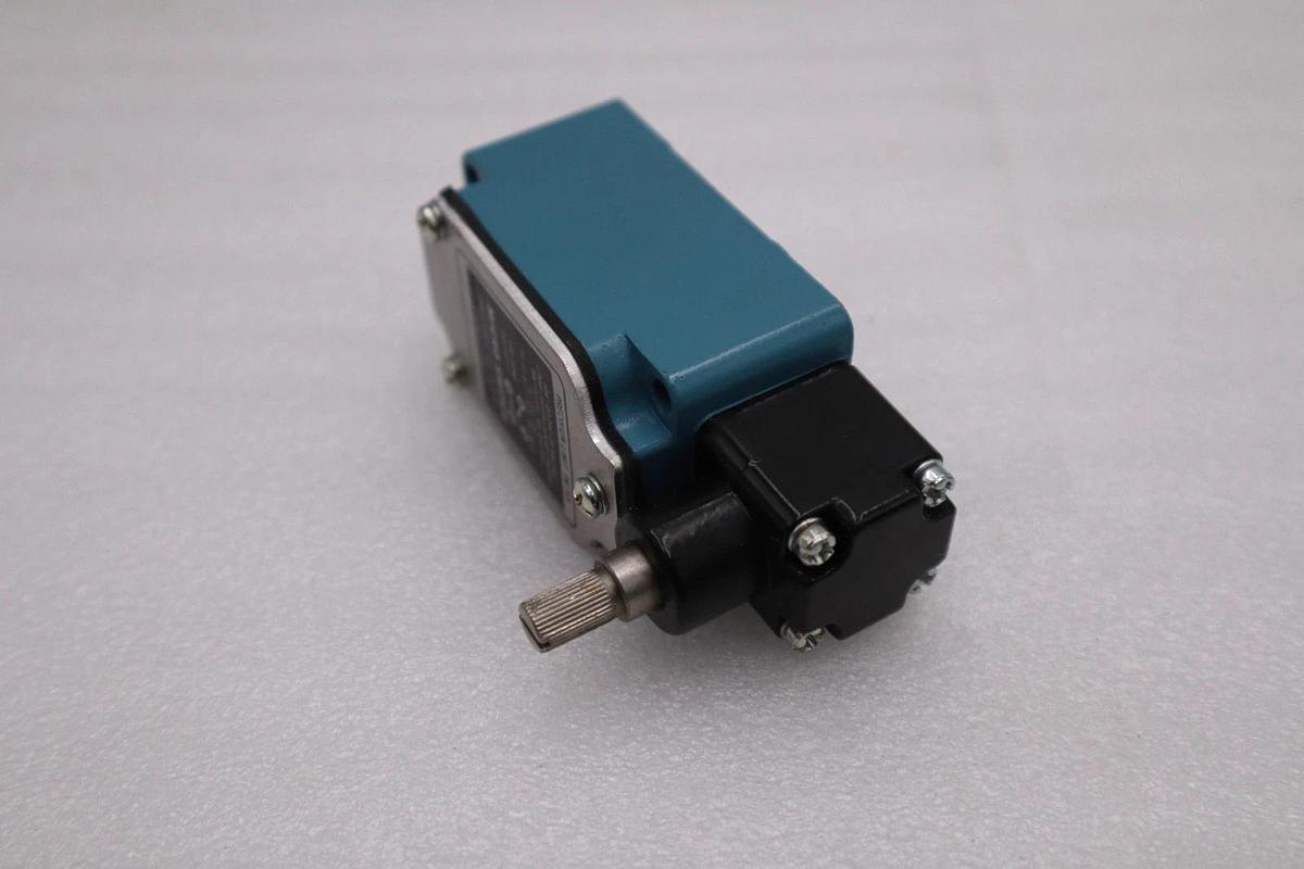 NEW OPEN BOX Honeywell Micro Switch 1LS1 Limit Switch STOCK H1419A