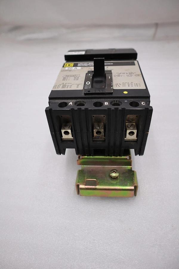 NEW OPEN BOX Square D FA36020 3 Pole 20 Amp 600VAC  Circuit Breaker STK H1379