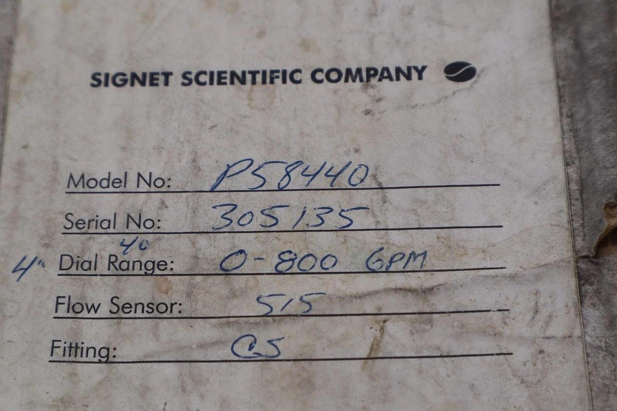 Used BRAND NEW SIGNET SCIENTIFIC P58440 FLOWMETER STOCK 2354