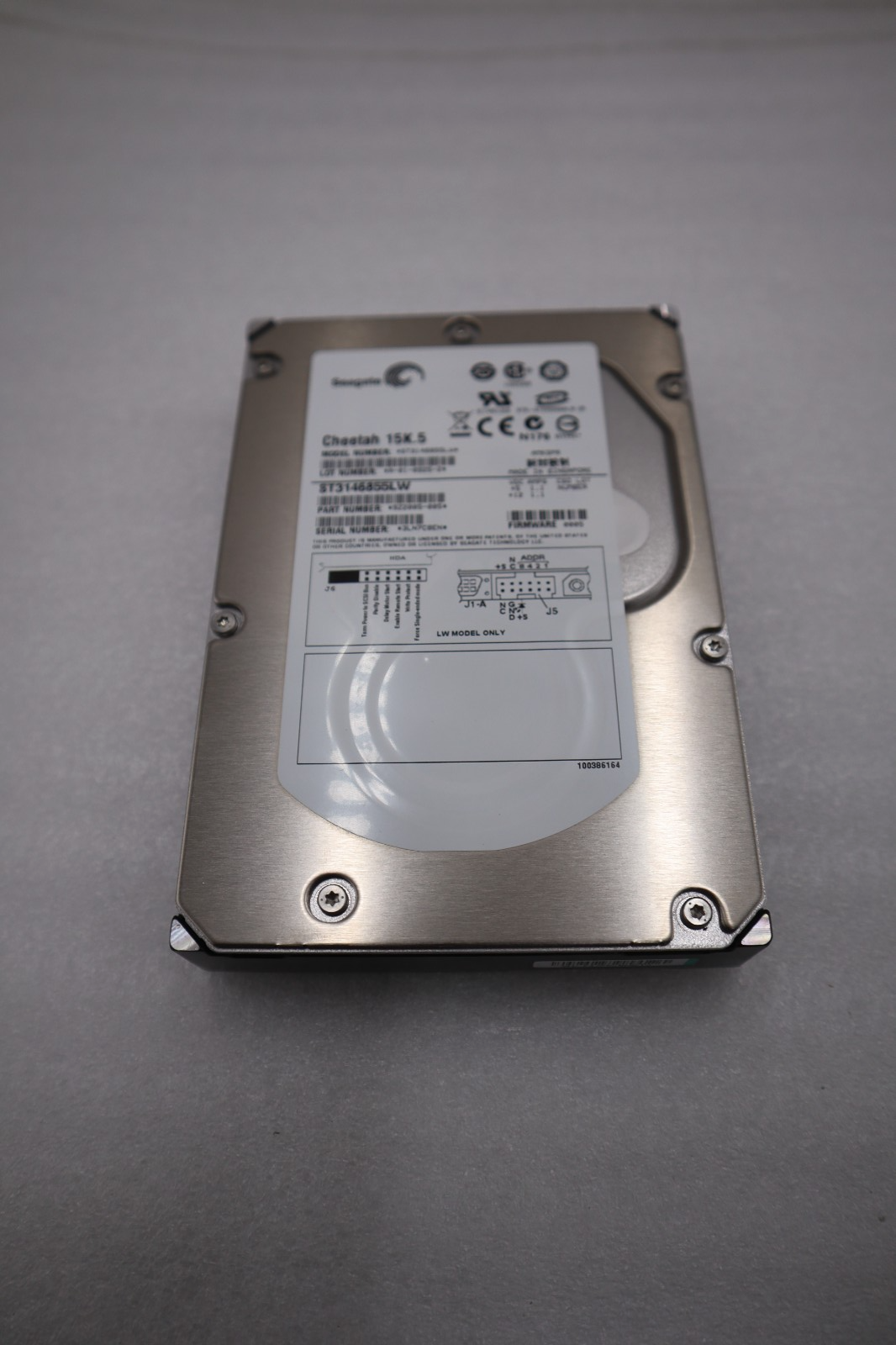 Used NEW OPEN BOX Seagate Cheetah 15K.5 ST3146855LW 146GB 15K Hard Drive STK GF242A