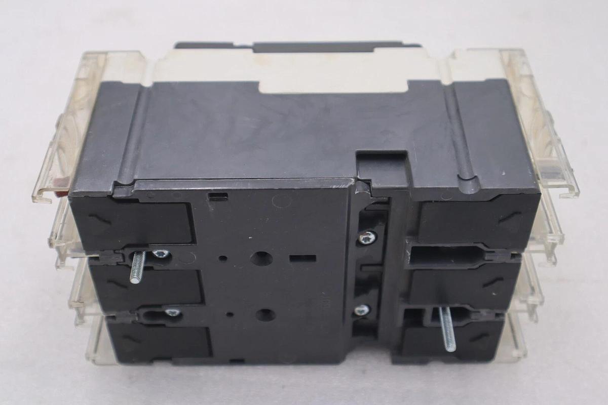 Used SIEMENS 3VL1110-2KE30-0AA0 CIRCUIT BREAKER 100A STOCK 3311