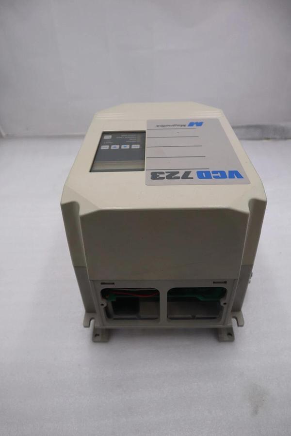 MAGNETEK 53SW2003-0000 VCD 723 3 PHASE AC DRIVE/45SW0000-0000 3HP STOCK 4777