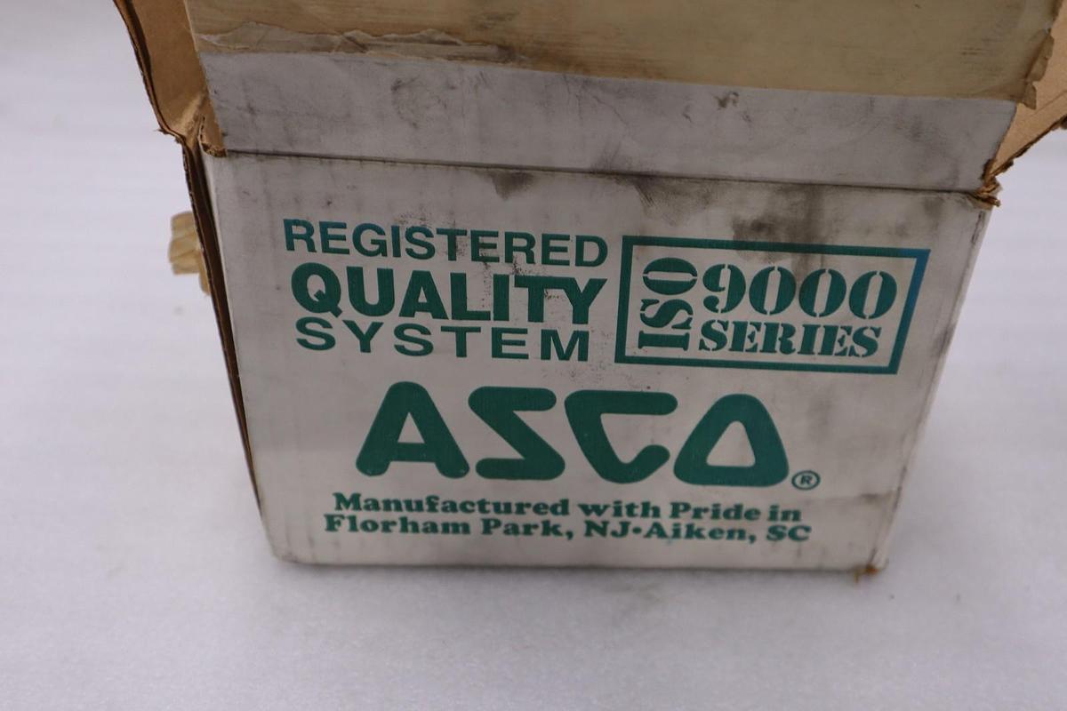 ASCO SOLENOID VALVE 1/4" 110/120V. COIL 8262B210 - NEW IN BOX - STOCK GF1372