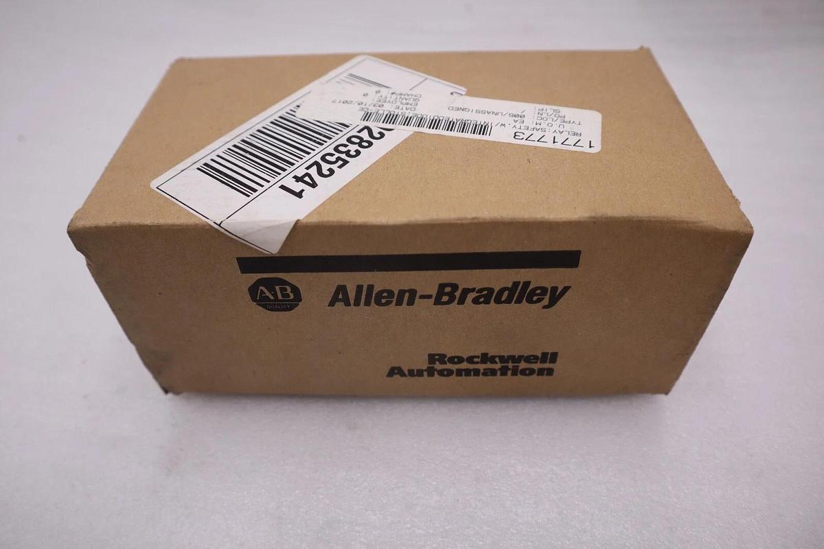 Used NEW ALLEN BRADLEY 700S-CF530EJC SAFETY CONTROL RELAY 24VDC STOCK H74A