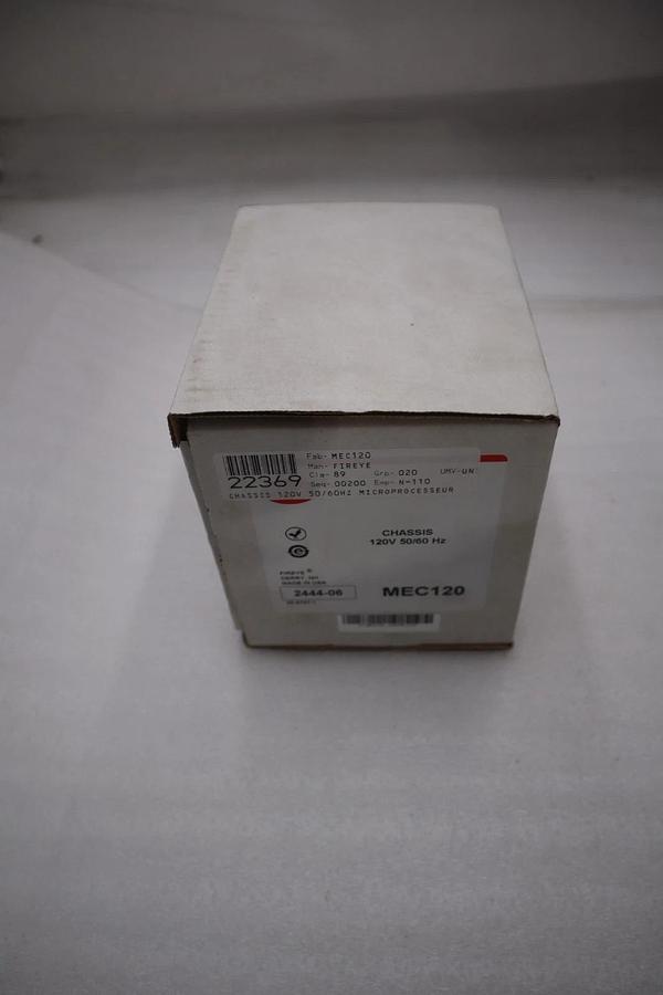 NEW OPEN BOX FIREYE MEC120 CHASSIS BURNER CONTROL STK GF1022