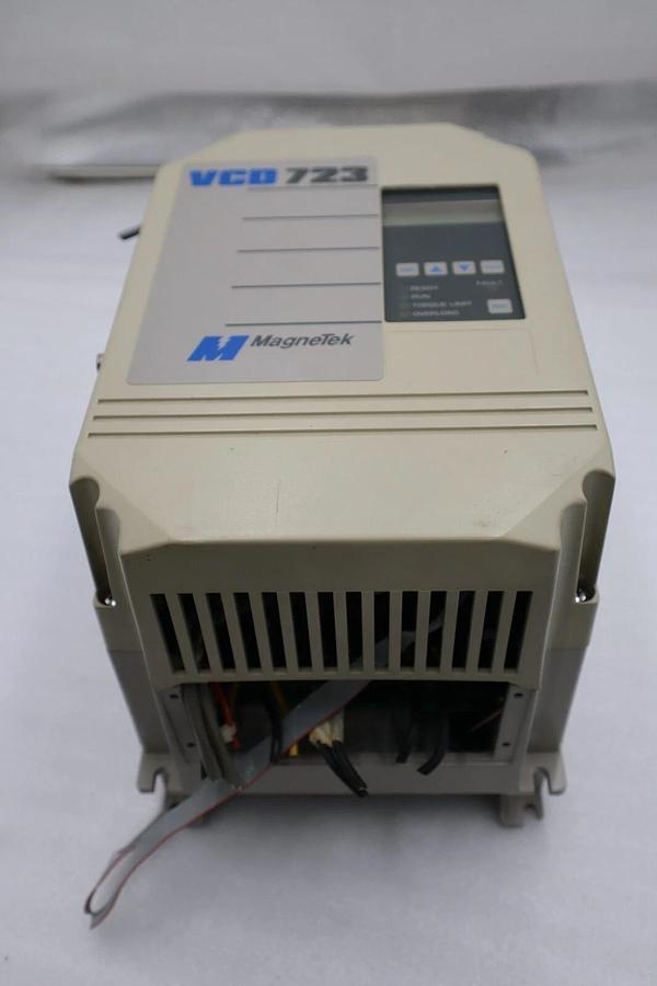 Used MAGNETEK 53SW2003-0000 VCD 723 3 PHASE AC DRIVE/45SW0000-0000 3HP STOCK 1397-C