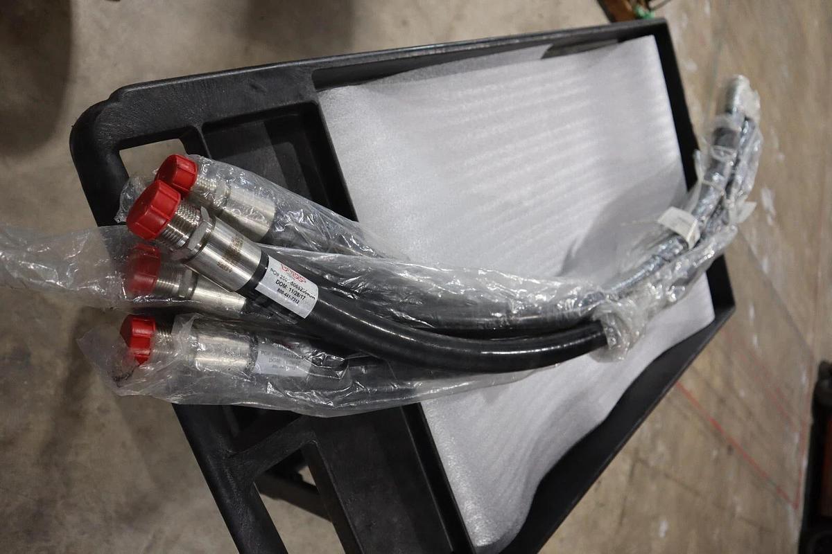 Briggs PO# 2501-50652364OA HOSE LOT OF FOUR UNITS STOCK 708-A
