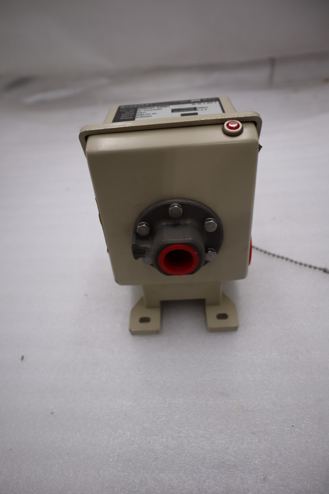 Used NEW ASHCROFT LPSN4PB07 XCHFMK3 Pressure Switch 15psi 125/250VAC STOCK H1366