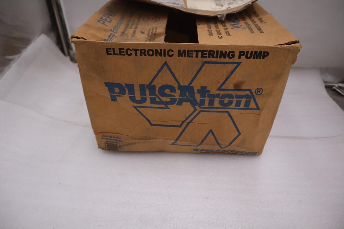 Used PULSATRON PULSAFEEDER LMH6KAKTC3XXX / LMH6KA-KTC3-XXX NEW IN BOX STOCK GF-469