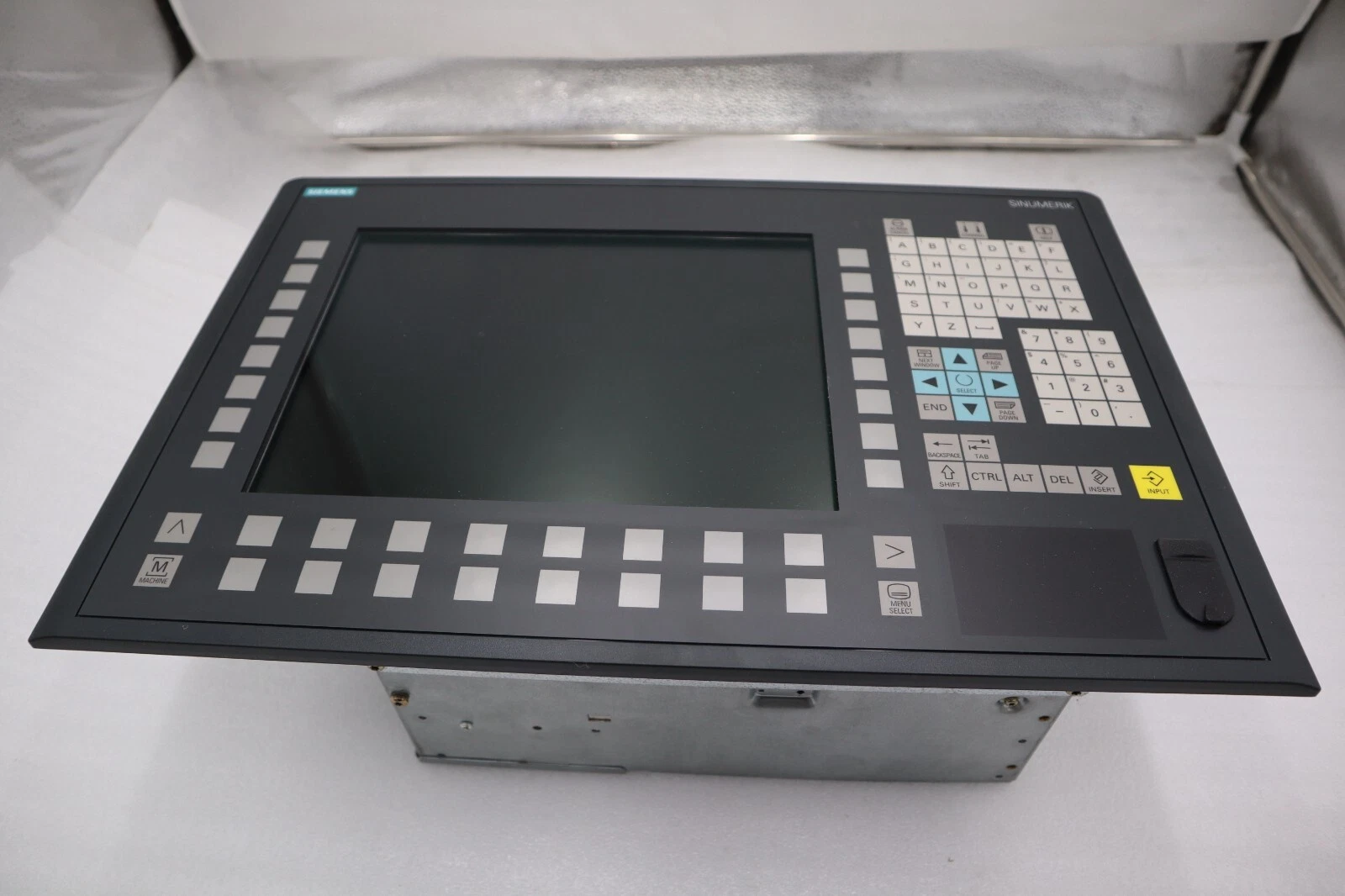 Used Siemens SINUMERIK 6FC5210-0DF24-2AA0 PCU 70 1,2GHz STOCK 1382C