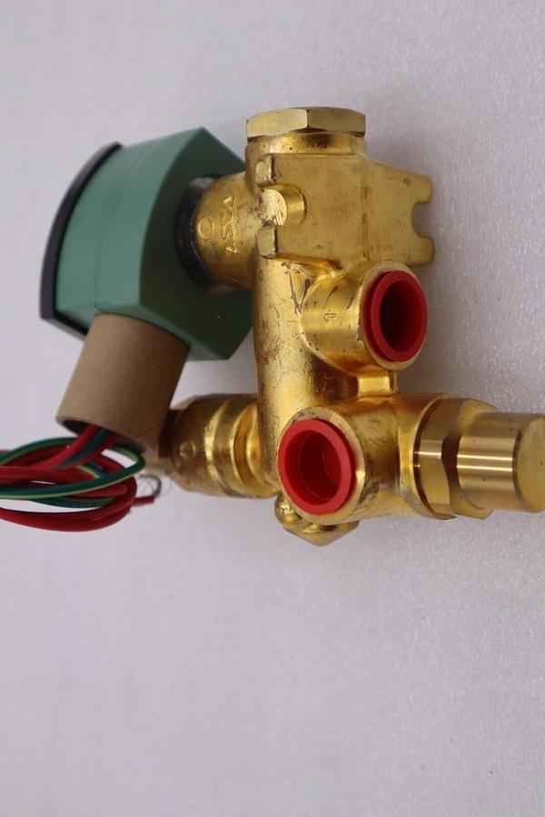 Asco Red-Hat 8300G68Ru Solenoid Valve 60 Psi, 1/2" Pipe 20.14 Watts STOCK 001-A