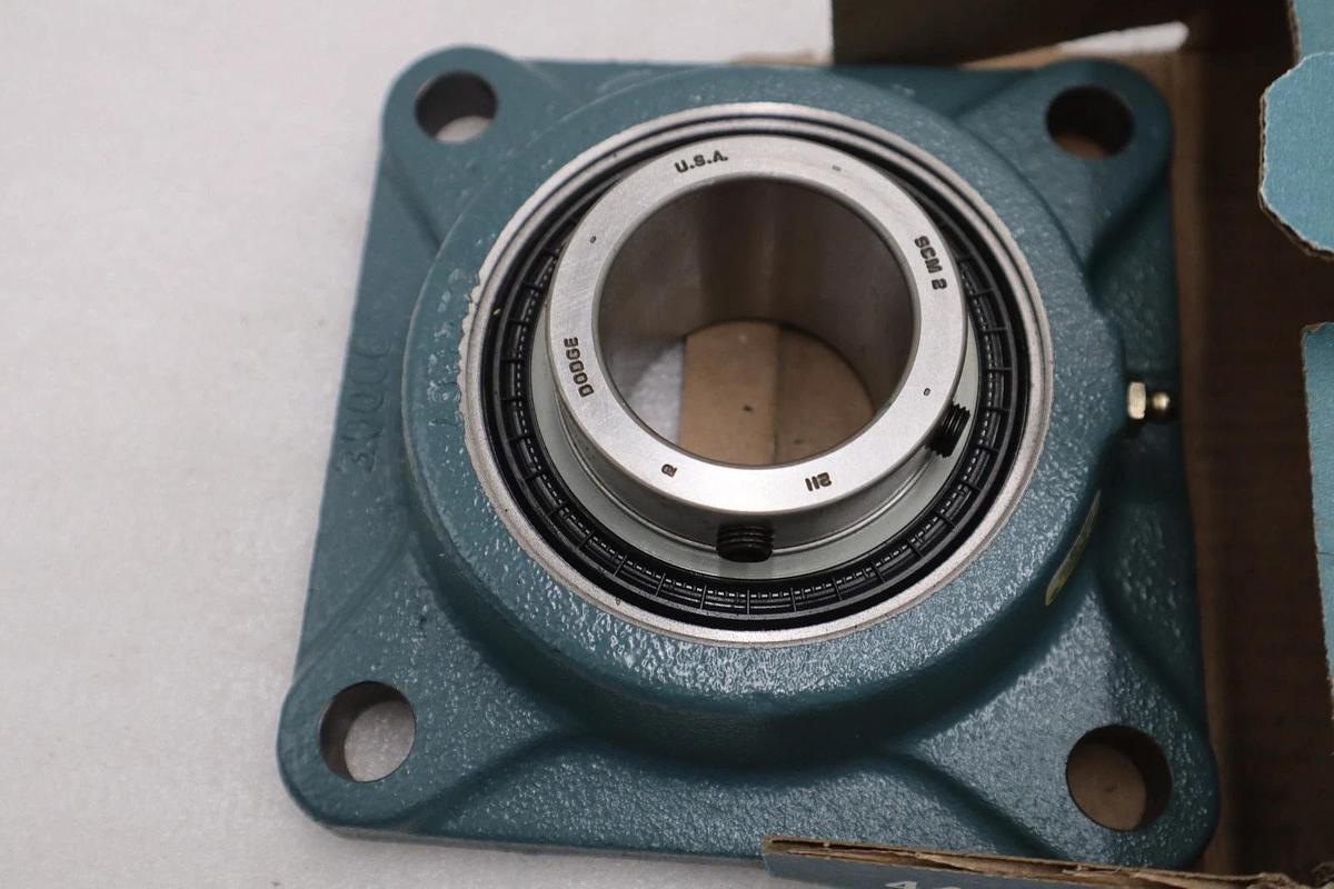 Used DODGE 126192 F4B-SCM-200 4-Bolt Flange Bearing - STOCK GF445