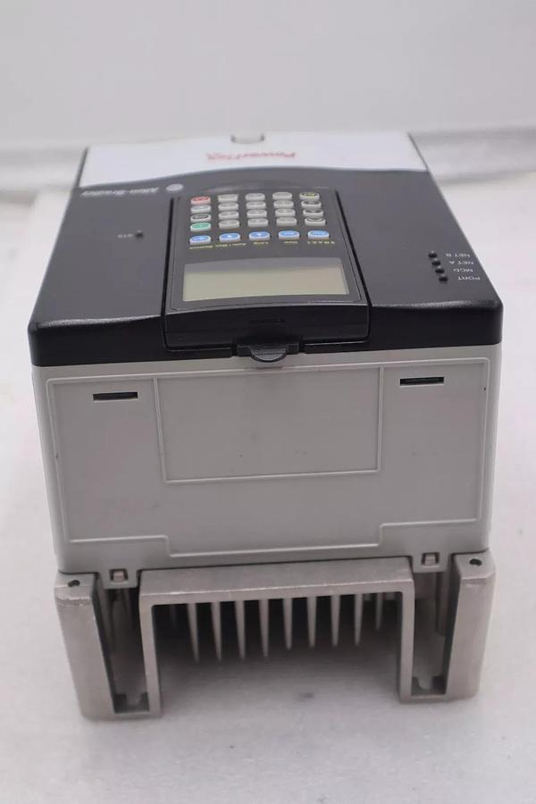 Used 20AD8P0A3AYNANC0 ALLEN BRADLEY POWERFLEX 70 5HP AC DRIVE 480 VOLT STOCK 3302
