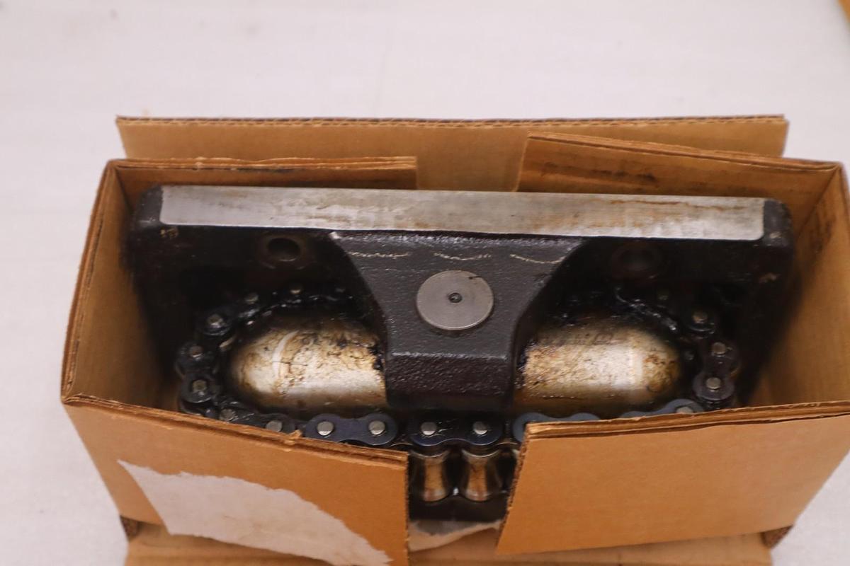 Used Thomson Roundway RW-32-S/ RW32S Carriage Mount Roller Bearing - STOCK 1516A