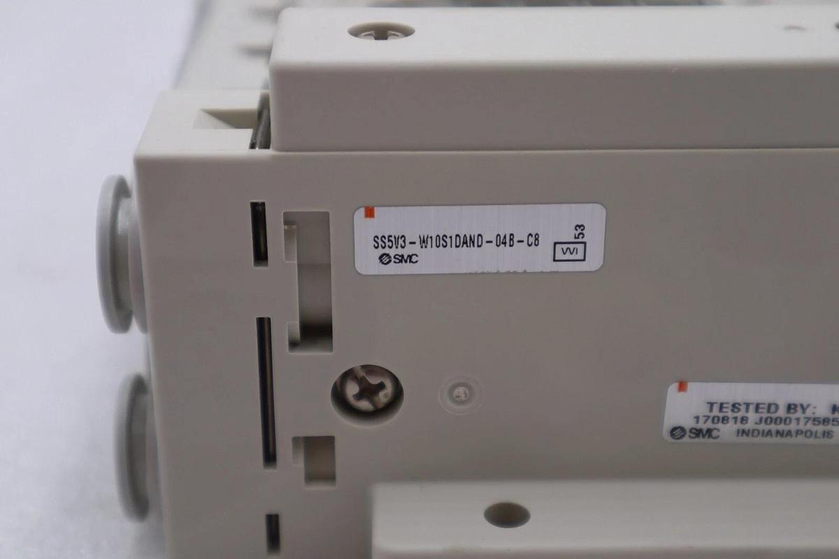 SMC SS5V3-W10S1DAND-04B-C8 / SS5V3W10S1DAND04BC8 (BRAND NEW) STOCK 1393-A