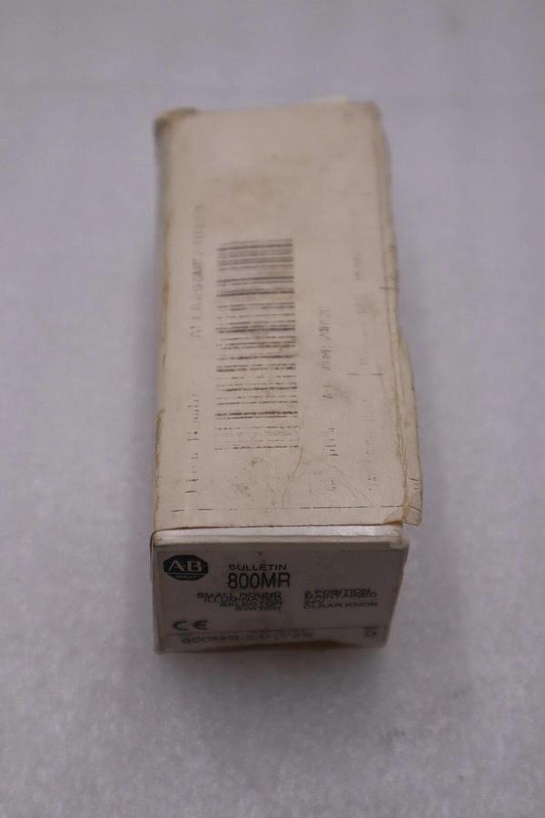 Used NEW ALLEN-BRADLEY 800MR-24HX2B SER D SELECTOR SWITCH 24V AC/DC #H327A