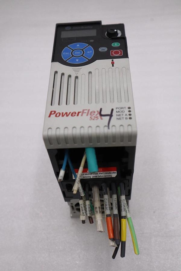 Used USED ALLEN BRADLEY 25B-D2P3N104 POWERFLEX 525 SER. A 1.0HP 25BD2P3N104 #H1820