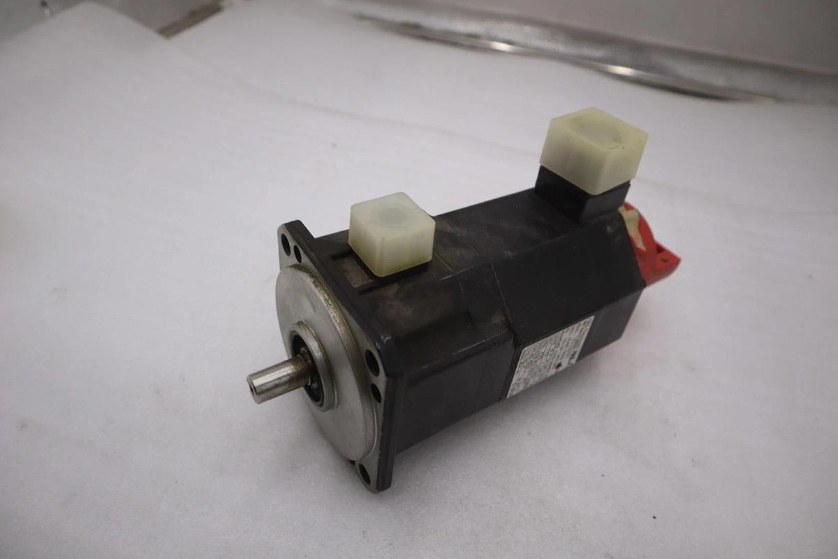 Used GE FANUC B2/3000 A06B-0032-B075#7008 Servo Motor STK GF777
