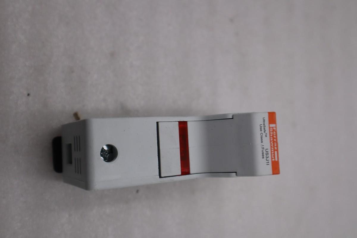 Used LOT OF 2 --NEW OPEN BOX Ferraz Shawmut Mersen US3J1I Fuse Holder STK K2084CC