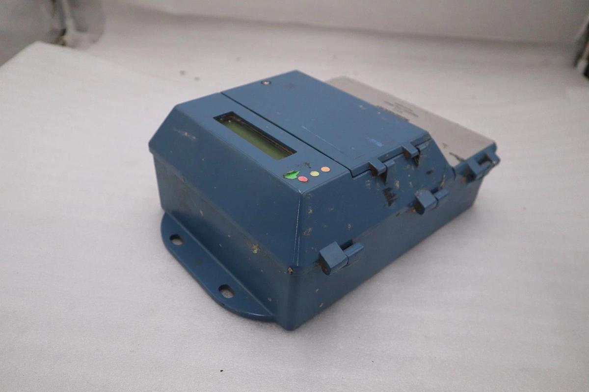 Used Emerson Rosemount 8712 Transmitter Magnetic Flowmeter 8712EMR1A1M4 STOCK H1893