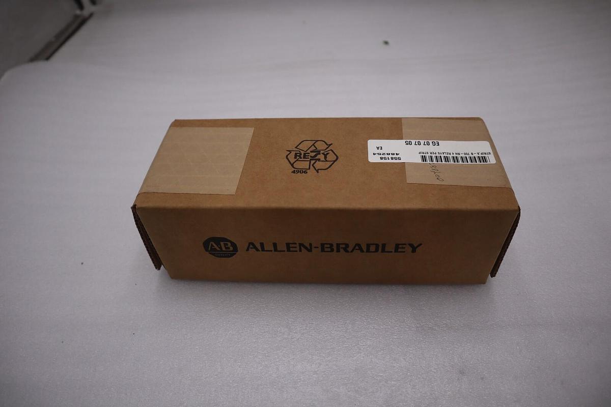 NEW AB Allen Bradley 700-MP4 universal mounting strip STOCK G457