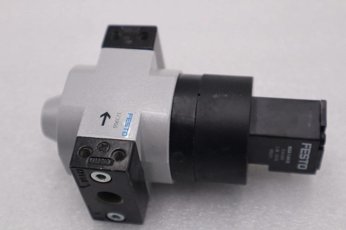 Used NEW Festo HEE-...D-MINI-24 173900 Solenoid Valve STOCK L-371-C