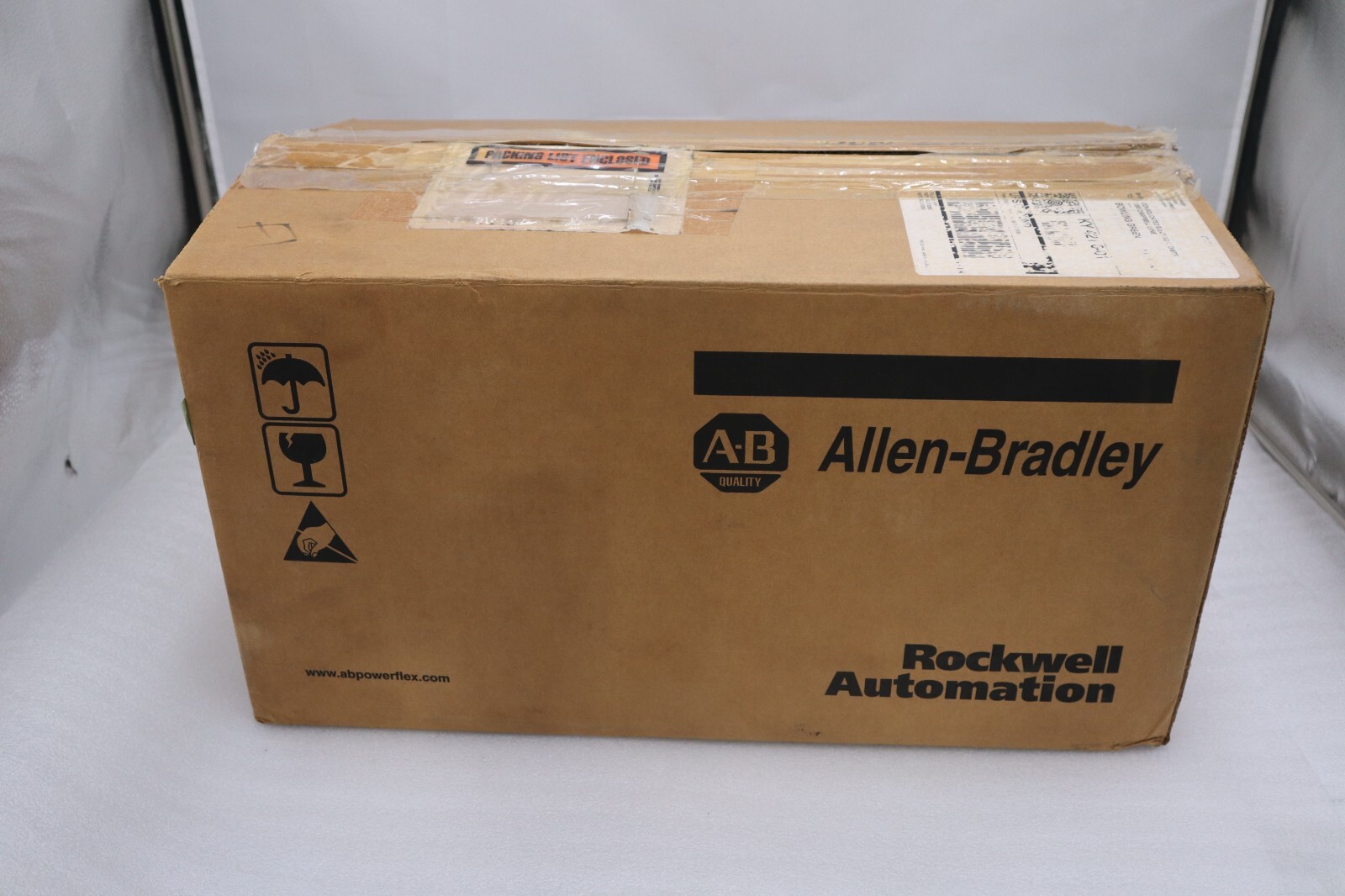 Allen Bradley Powerflex 70 20AD022A1AYNANNN 15 HP DRIVE VFD NEW UNIT STOCK 2288D