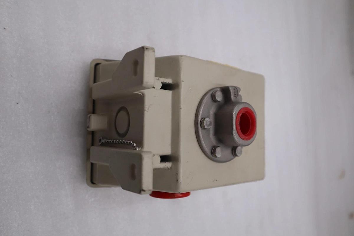 NEW ASHCROFT LPSN4PB07 XCHK3FM Pressure Switch 5A 125/250VAC STOCK H1249