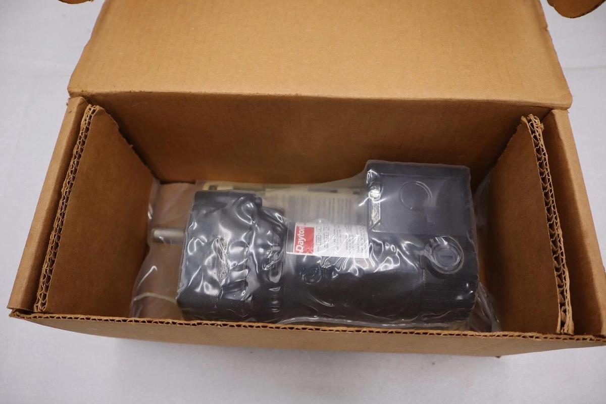 Dayton 90V DC Motor Model 6Z913A _1/20HP NEW IN BOX STOCK H430