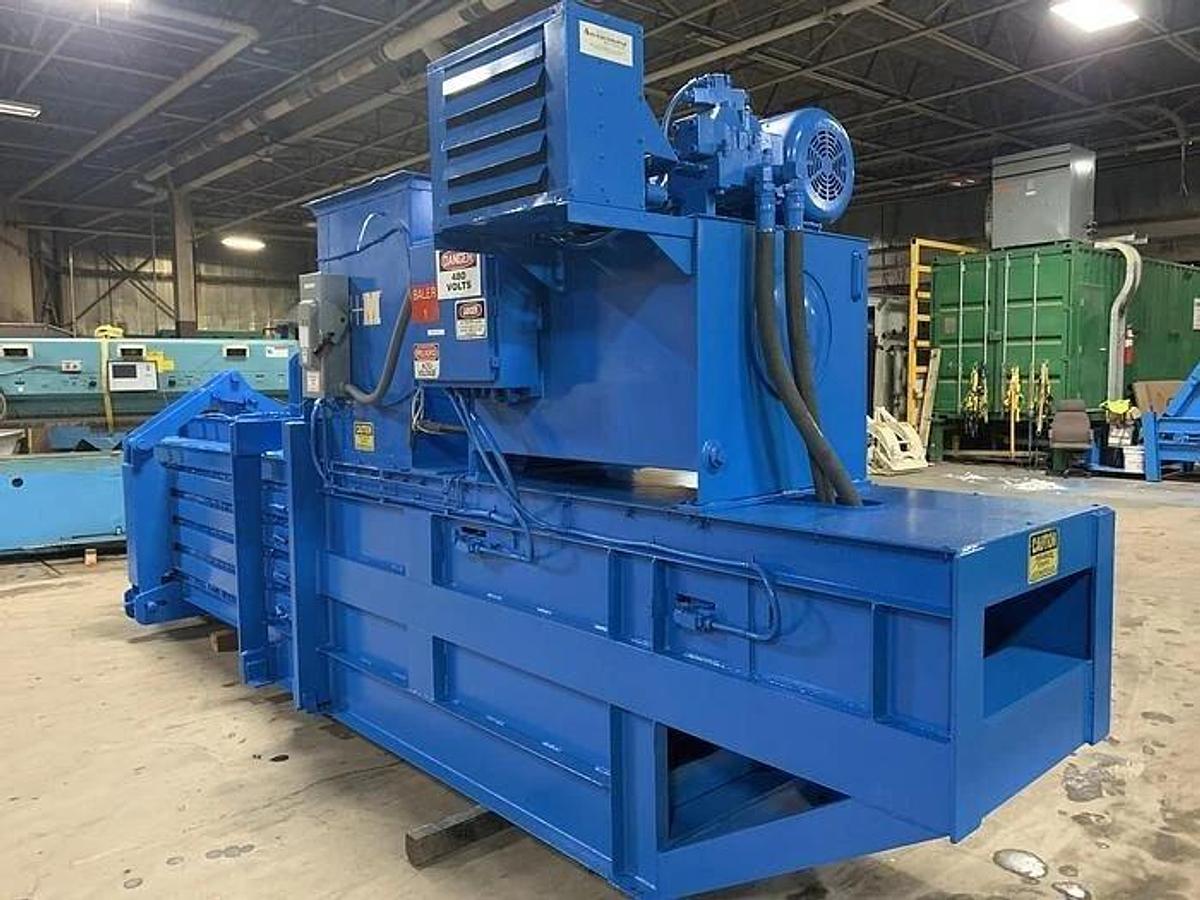 Used C&M HORIZONTAL OPEN END HORIZONTAL BALER MODEL 3430-0E56 30 HP