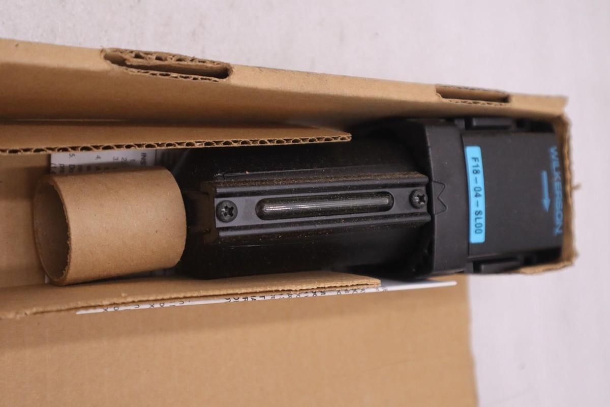Wilkerson F18-04-SL00 Air Filter 6D784 - NEW - STOCK GF667A