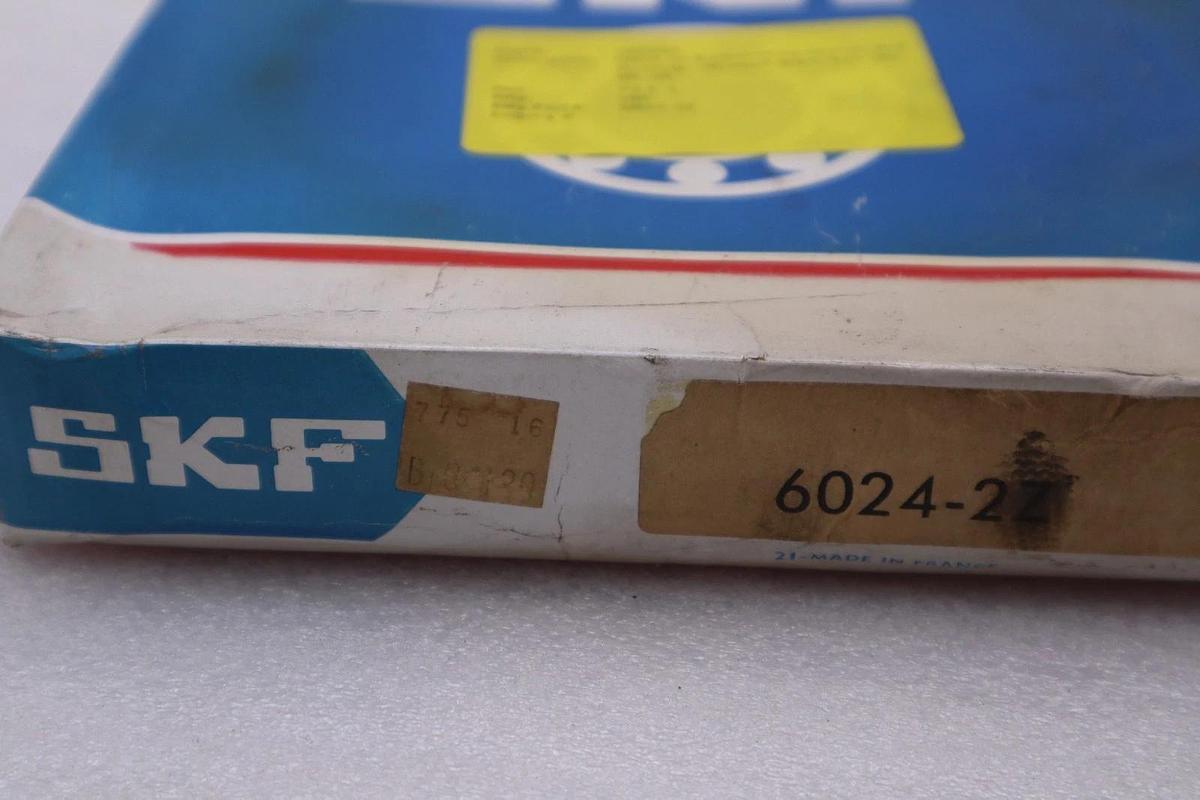 Used NEW SKF 6024-2Z RADIAL DEEP GROOVE BALL BEARING - STOCK 2938CC