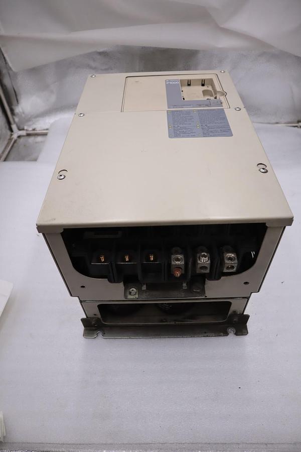 Used YASKAWA CIMR-PU4A0072AAA DRIVE - STOCK 3819CC