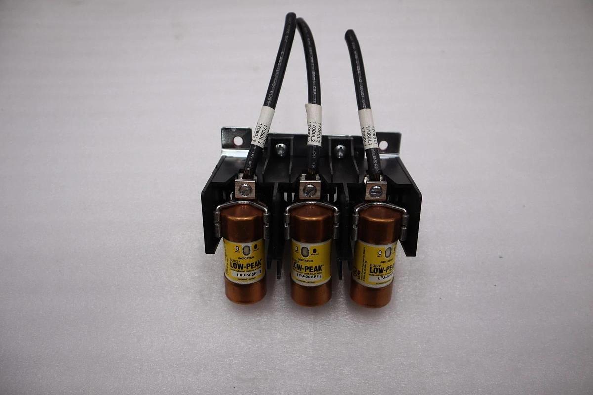 Used SQUARE D 40566-040-51 FUSE BLOCK WITH FUSES STOCK H1730