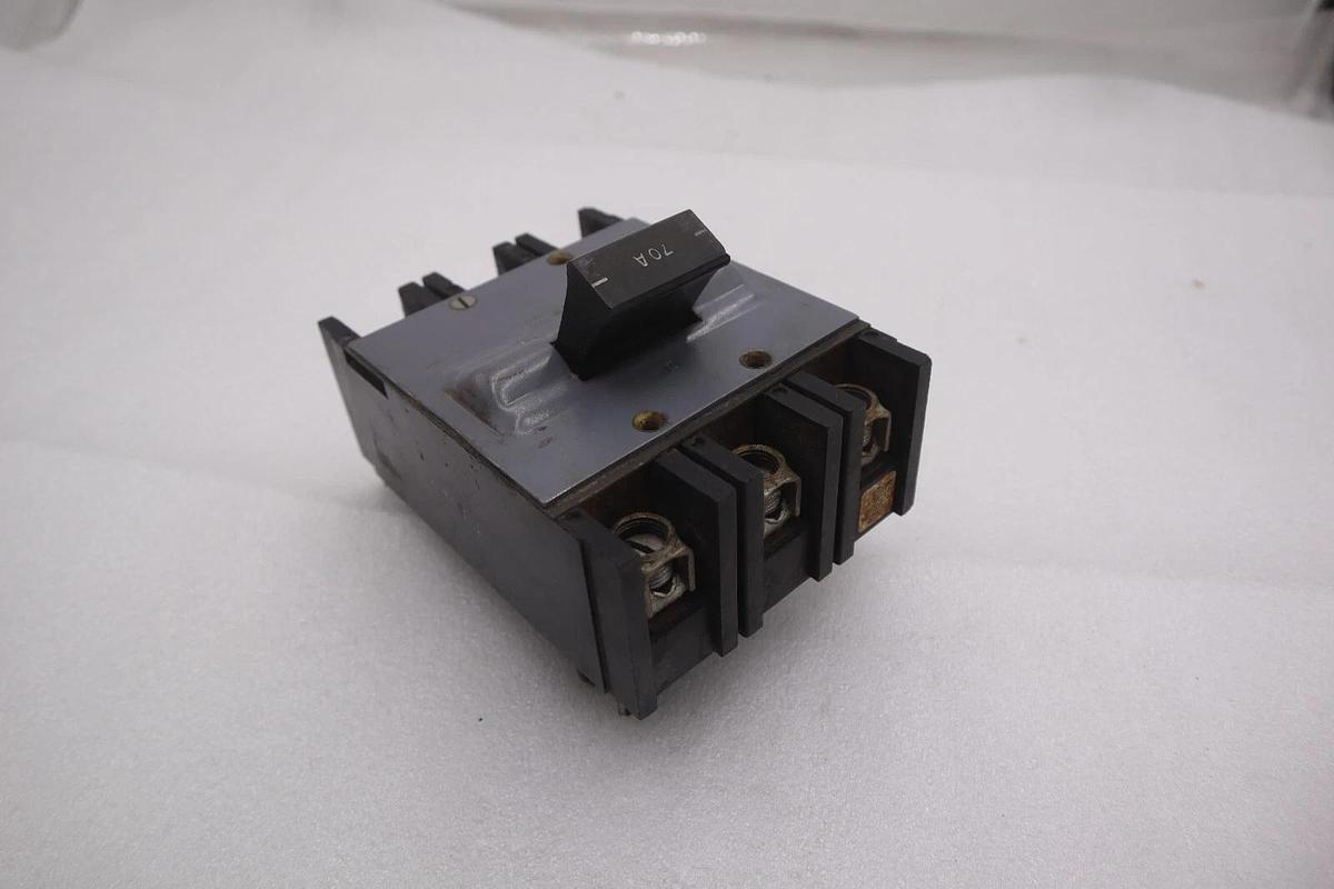 Used Square D MH-370 70 Amp 3 Pole Plug in Circuit Breaker STOCK B-617