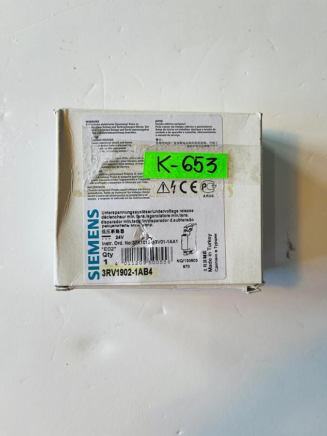 Used Siemens 3RV1902-1AB4 Undervoltage Trigger #K-653