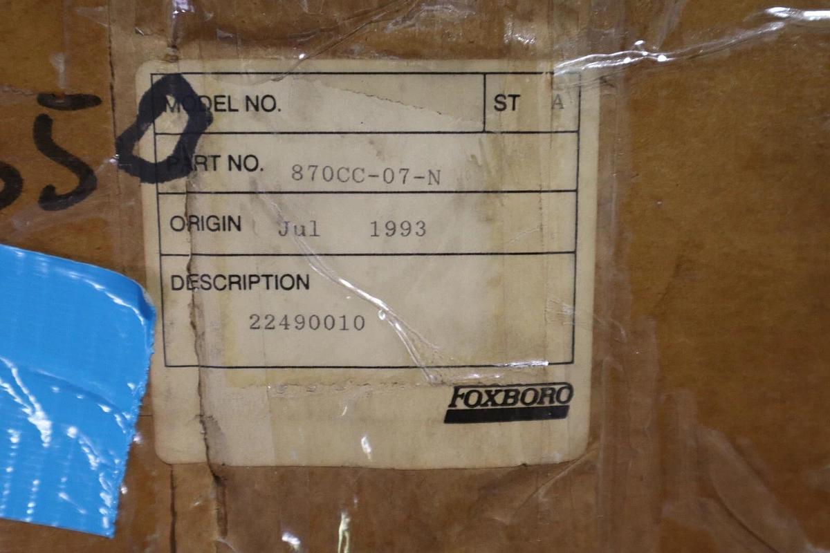Used NEW Foxboro 870CC-07-N Electronic Transmitter STOCK 2195