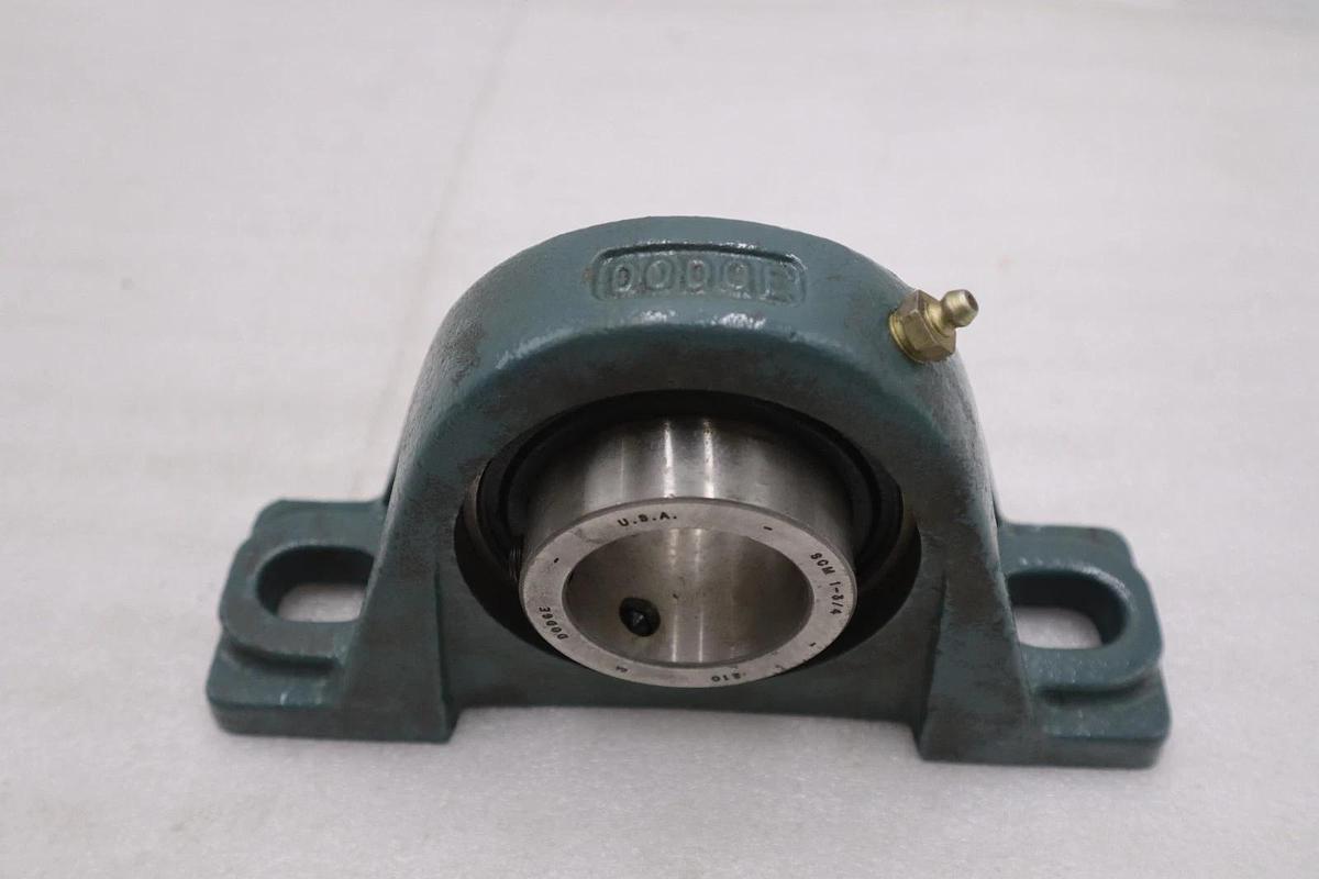 Used Dodge P2B-SCM-112 Pillow Block Bearing 1-3/4" Bore 2 Bolt Base - STOCK 5629CC