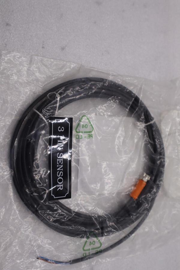 NEW IFM ECOMAT 400 EVC142, ADOGF030MSS005H03-EVC142 STOCK B-1626