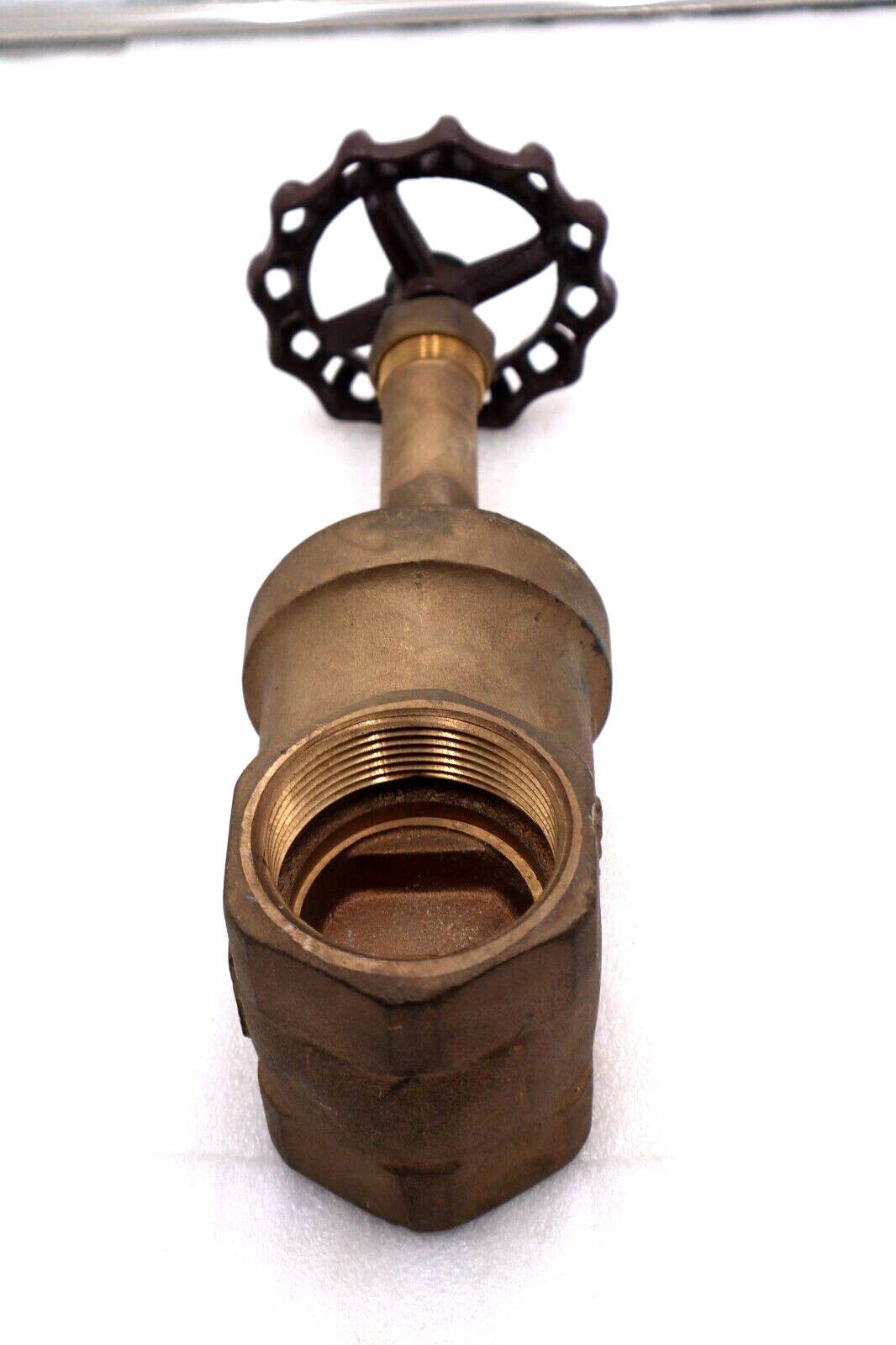Used CRANE CAT. 431 BRONZE 2 1/2" RISING STEM VALVE. 150 S, 300 CWP #L-818