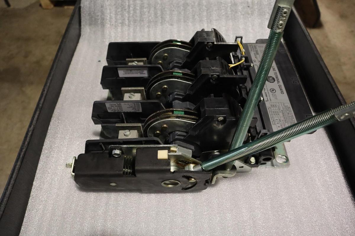 Used AB 1494V-DS400 400 AMP VARABLE DEPTH SWITCH ALLEN BRADLEY STOCK 5336