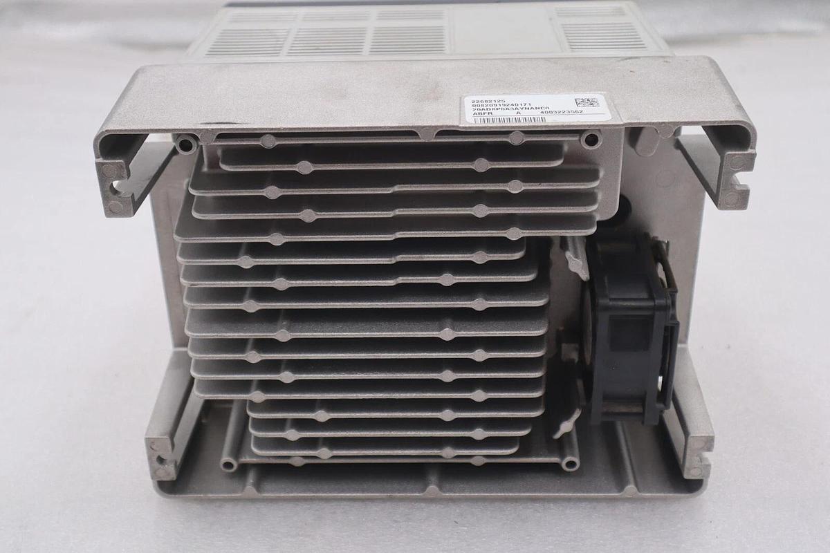 Used 20AD8P0A3AYNANC0 ALLEN BRADLEY POWERFLEX 70 5HP AC DRIVE 480 VOLT STOCK 3303